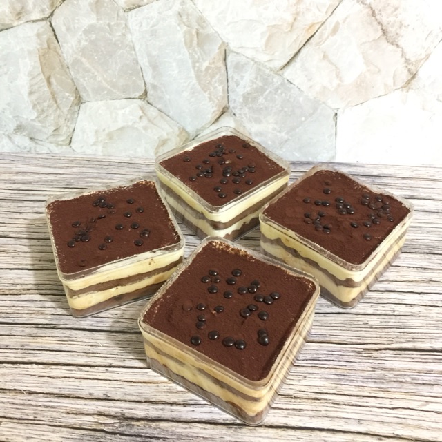 

Tiramisu dessert box