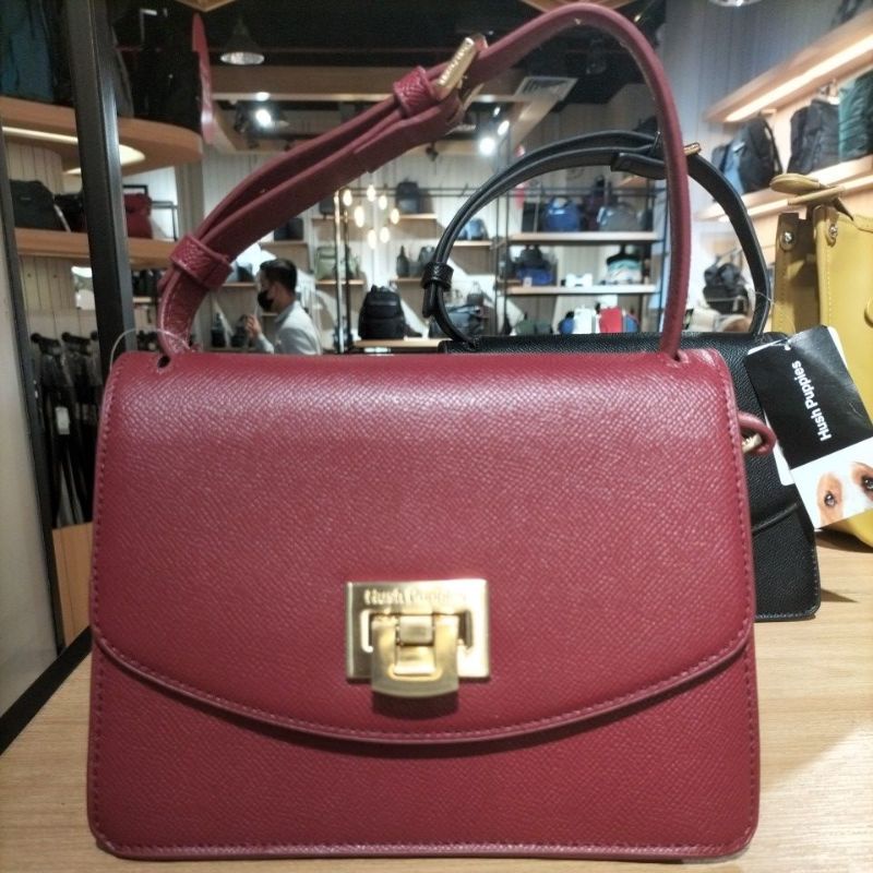 Tas hush puppies cewek