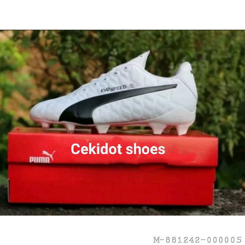 Sepatu Sepakbola Sepatu Bola Sepatu olahraga Bola promo