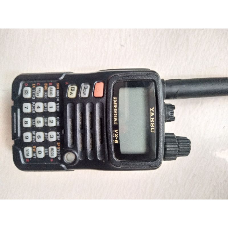 HT YAESU VX6 Submersible ' LANGKA ' SECOND BEKAS BATANGAN