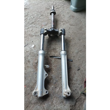 sekok skok shock depan set segitiga t yamha jupiter z1 robot pnp jupiter burhan seken original