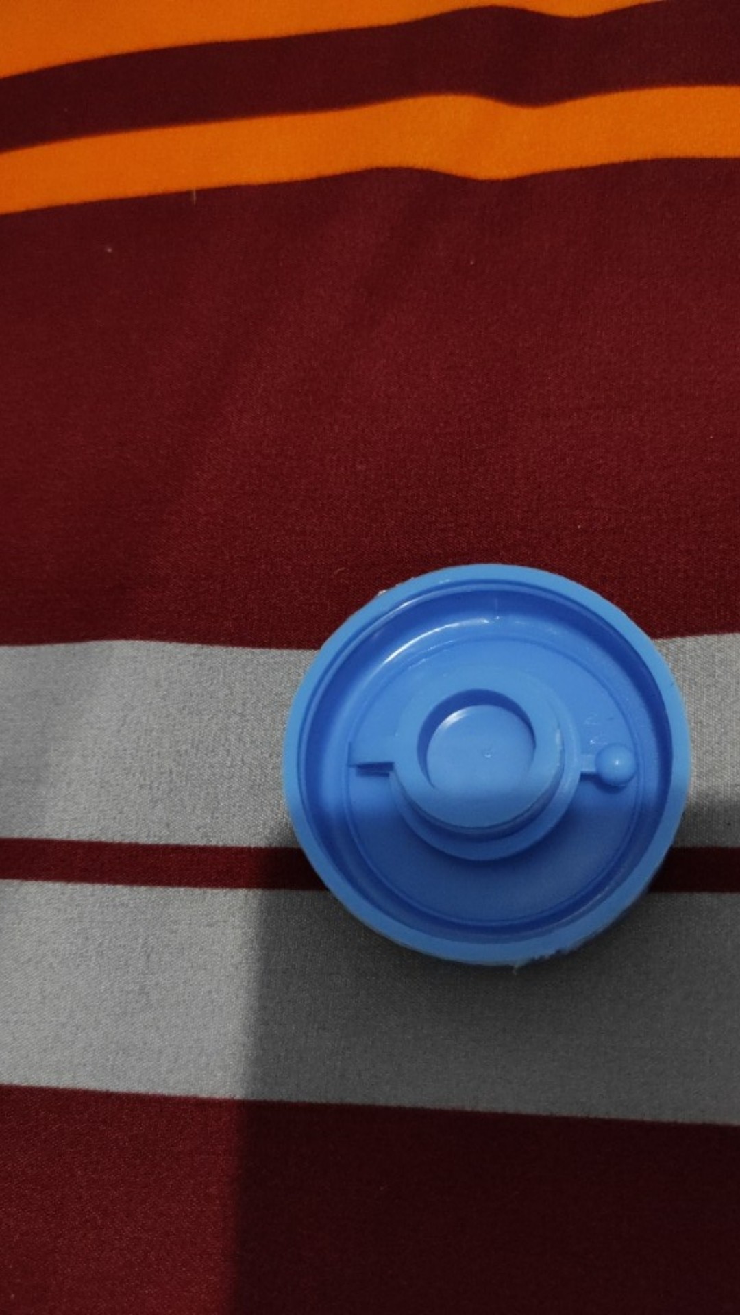 Tutup Galon Biru Anti Tumpah Praktis Efisien