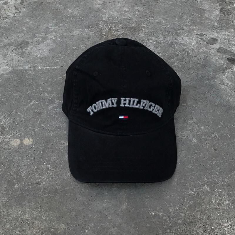 CAPS TOMMY HILFIGER