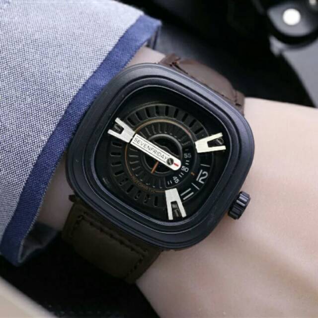 JAM TANGAN PRIA SEVENFRIDAY KULIT DM/4,5CM UDAH FREE BOOX