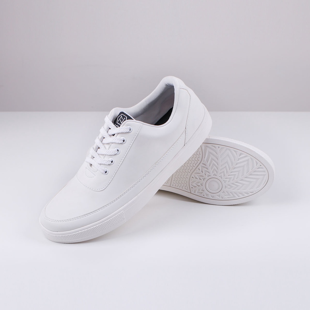 Sepatu Pria Sneakers Casual ORIGINAL DK01 X NAZREAL FOOTWEAR | DEDRICK WHITE