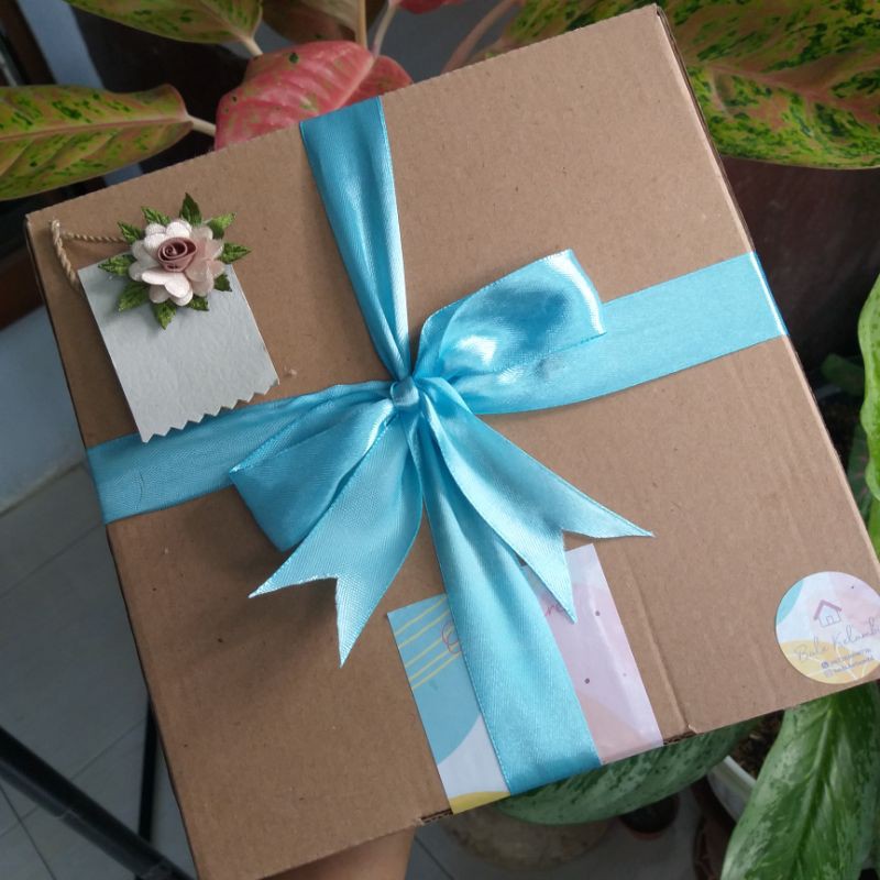 

TAMBAHAN BOX HAMPERS