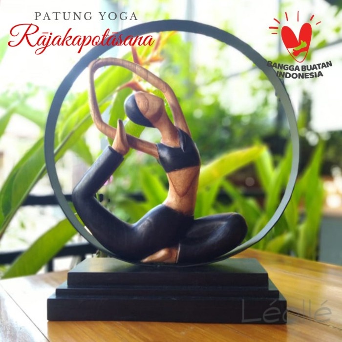 Leolle Patung Yoga Dekorasi Ruang Tamu-Streching Hitam