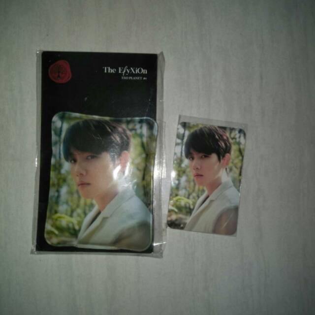 EXO ELYXION HAND WARMER DAN PHOTOCARD BAEKHYUN SET