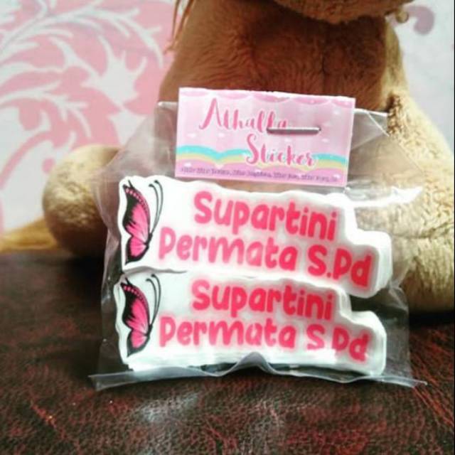 

Sticker nama buat di buku dan pulpen