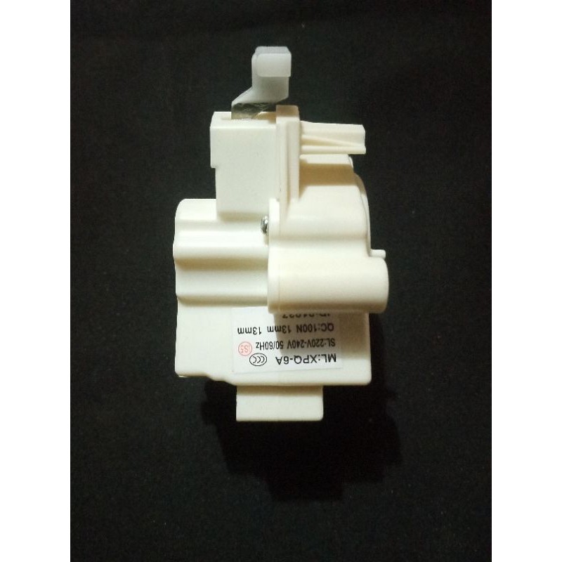 Motor drain mesin cuci 1 tabung top loading LG 220V-240V 50/60Hz. QC:100N 13mm