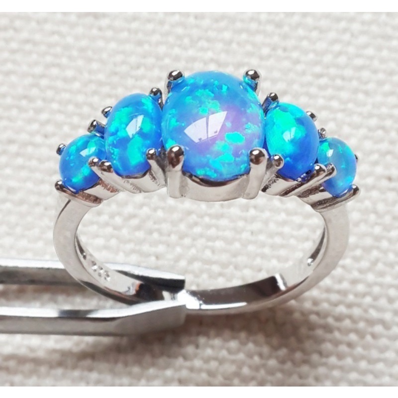 European and American new ladies ring artificial opal opal dove egg shape ring