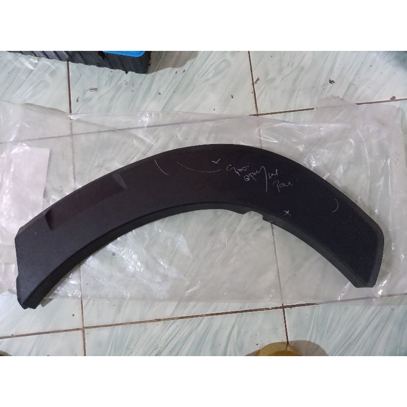 OVER FENDER BELAKANG XPANDER CROSS KIRI ORIGINAL