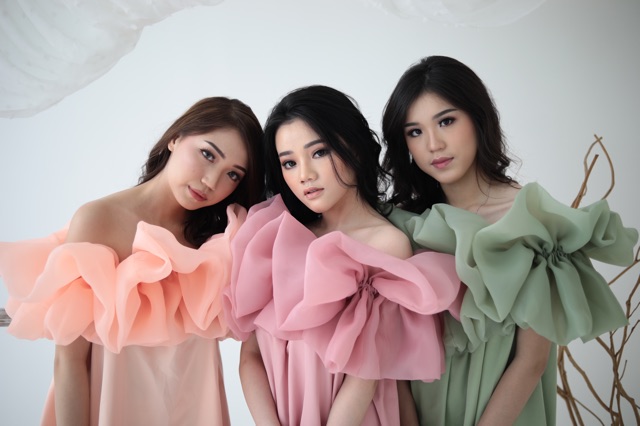 𝙏𝙪𝙩𝙪𝙡𝙡𝙚 Ruffle Makeup 1set (Ruffle+Kemben)