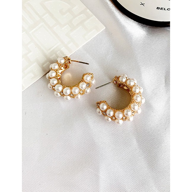 LRC Anting Tusuk Fashion Gray Alloy Pearl Circle Earrings D26417