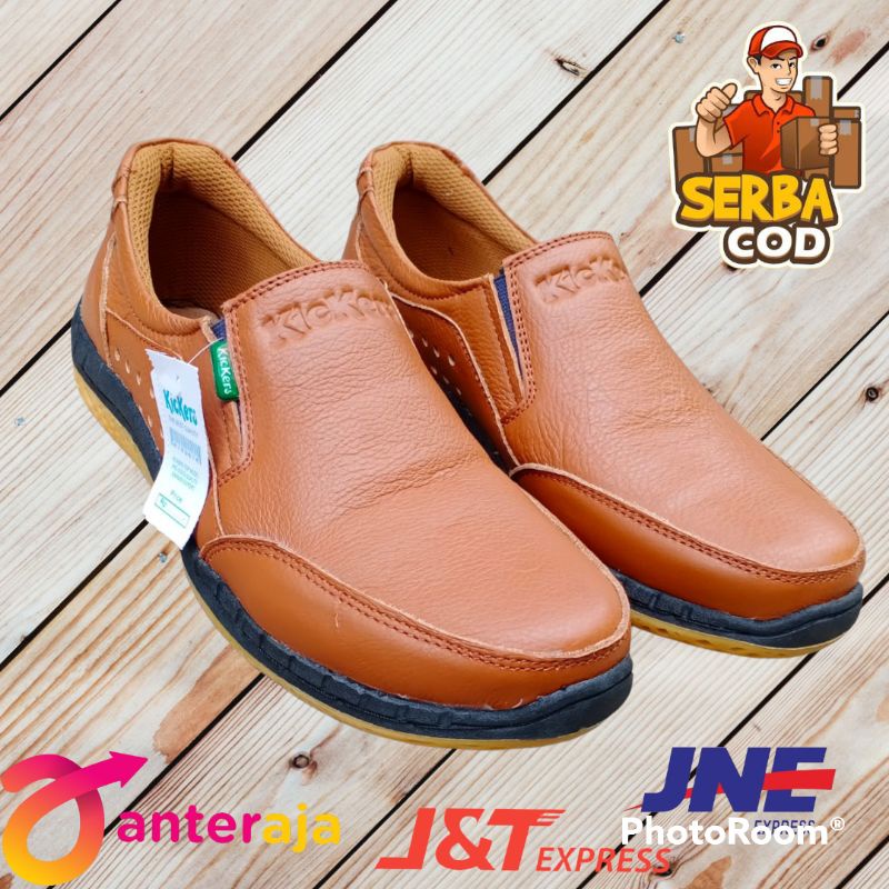 Sepatu Casual Kickers Kulit Pria