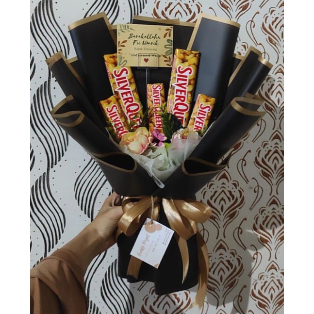 

BUKET COKELAT