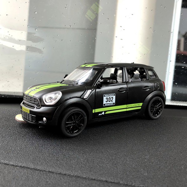 Parfum Parfume Pewangi Pajangan Miniatur Dashboard Mobil MINI COOPER COUNTRYMAN Limited Edition