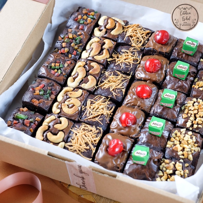 

HAMPERS LEBARAN BROWNIES PANGGANG