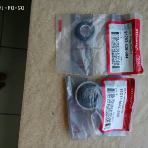 SEAL   OIL SEAL WATERPUMP MECHANICAL VARIO 110 VARIO 125 VARIO 150 PCX CB150 CBR 150 CS1 ORI ASLI