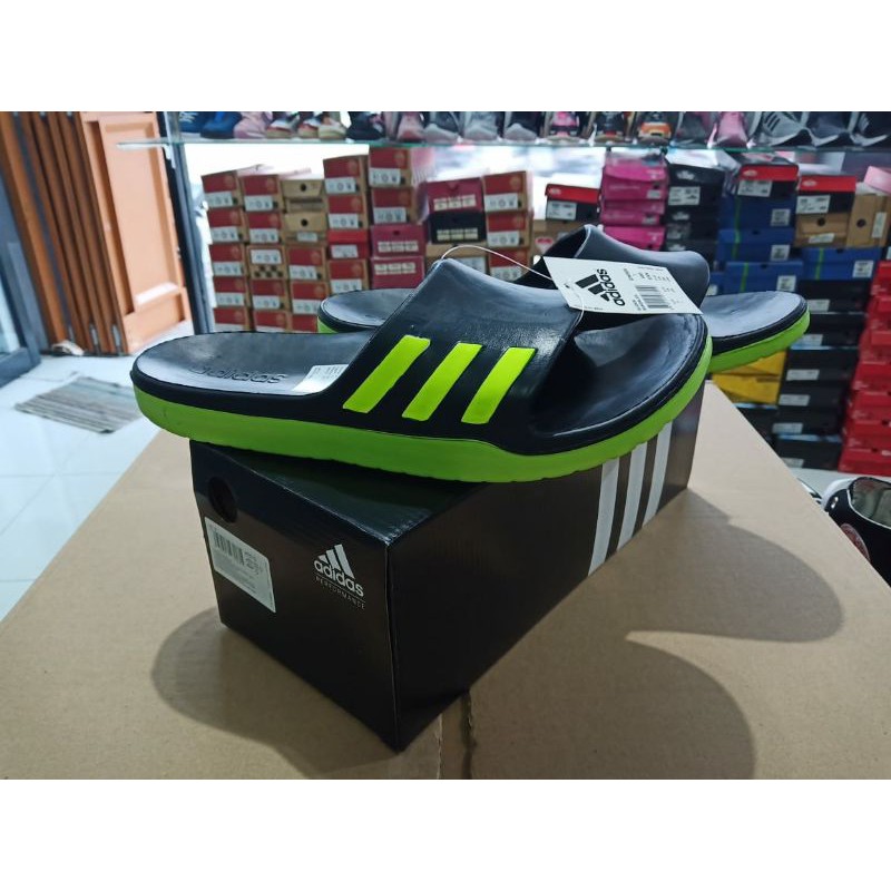 Sendal slop/Sendal Adidas /sendal pria