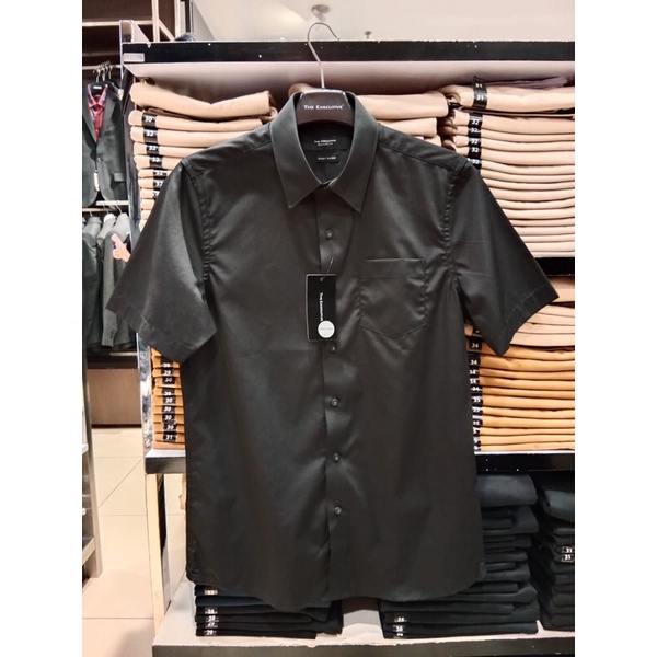 The Executive kemeja hitam regular fit