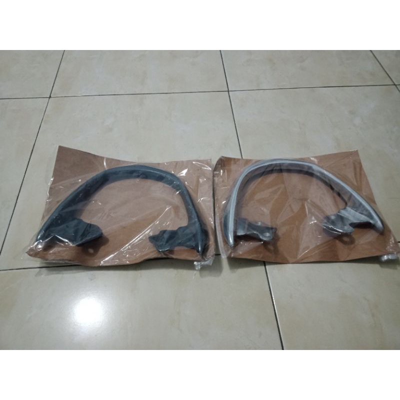 Behel begel pegangan tangan belakang Revo lama old begel pegangan tangan belakang Revo Old pengagan 