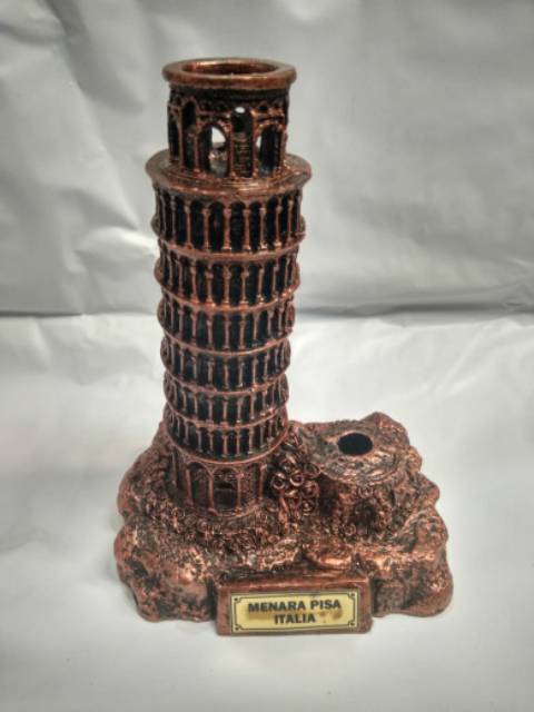 PAJANGAN MINIATUR MENARA PISA ITALIA ATAU TORE DI PISA UKURAN 17x12x6 cm BAHAN FIBERGLASS ICON DUNIA