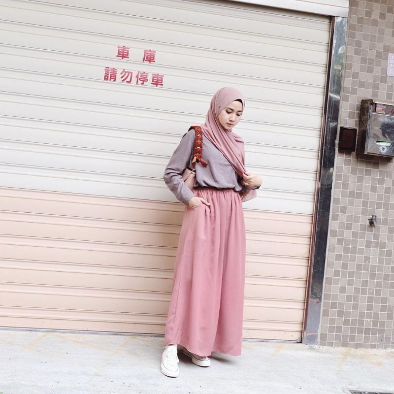 ROK PANJANG DEWASA POLOS MONSCREP