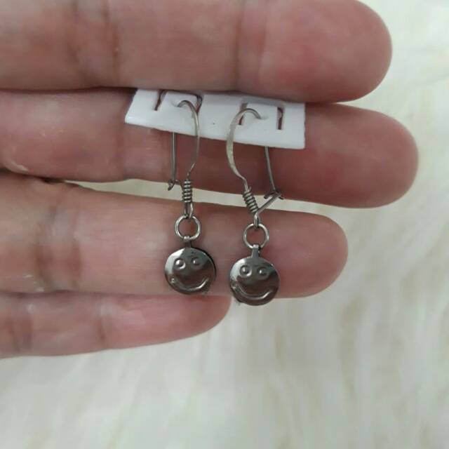 Anting Monel Kait Smile Tidak Berkarat