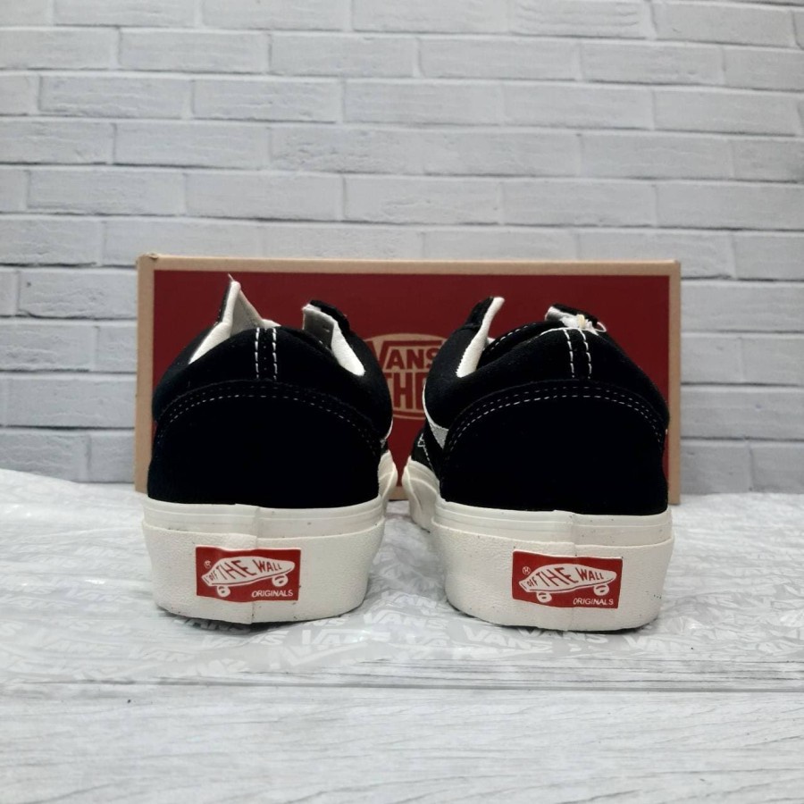 Sepatu Vans Oldskool Classic Basic Black White Hitam Putih BNIB Old Skool ukuran 36-43