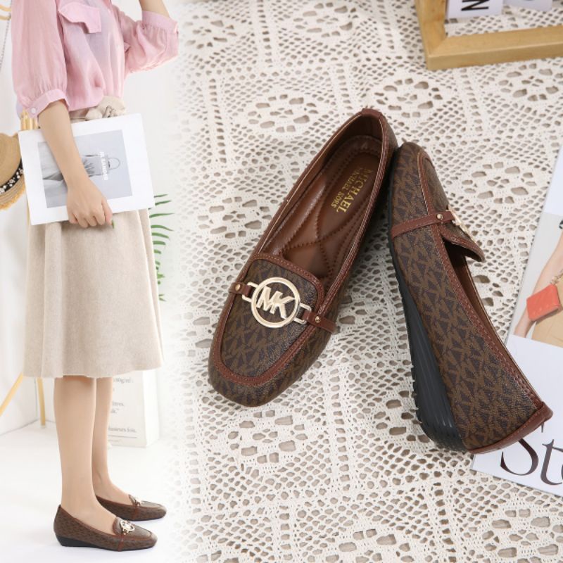 SEPATU WANITA LOAFERS SHOES Y318/138