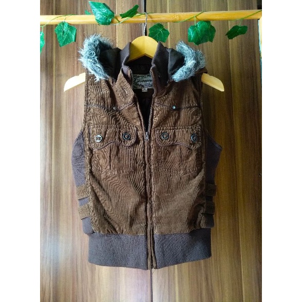 Preloved Jaket Hoodie Touring