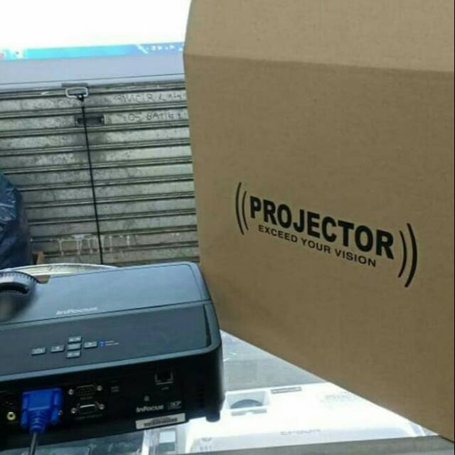 Proyektor infocus in2124 hdmi