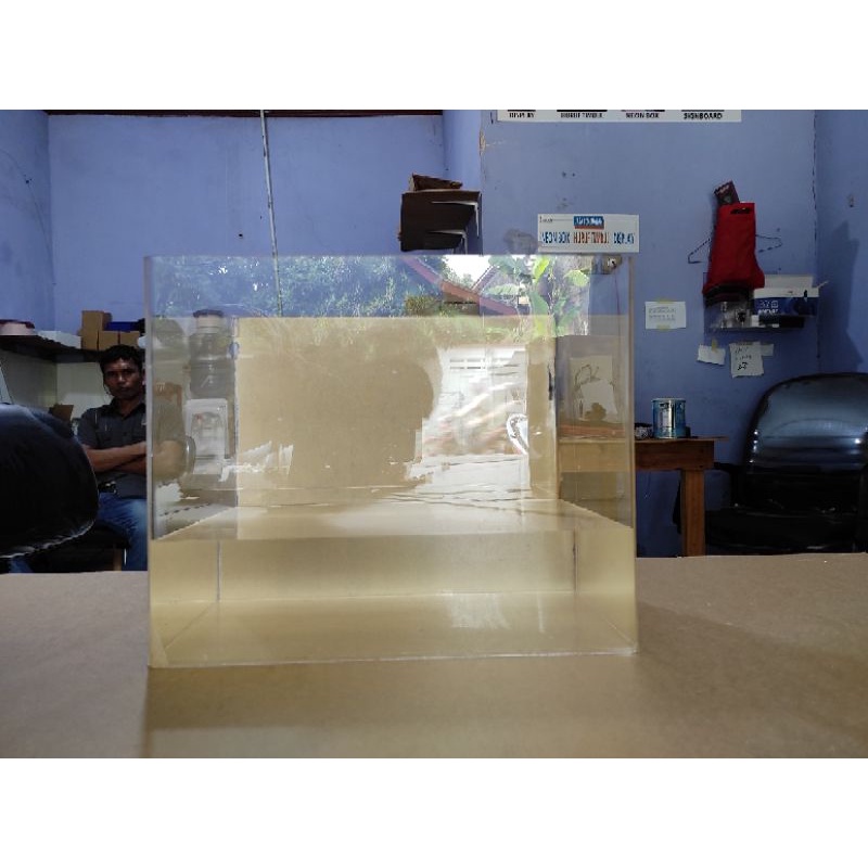 Aquarium Akrilik 3mm Ukuran 30 x 17 x 17 cm