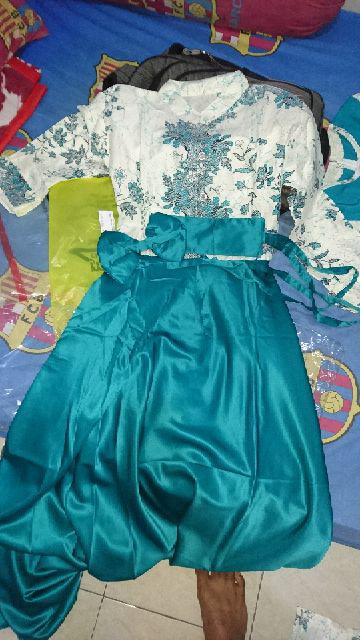 Gamis Syari Atasan Couple Sarimbit Batik Pita Melati