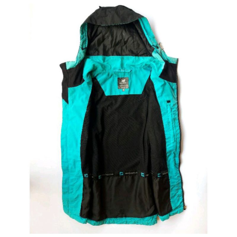 Jaket Outdor New Balance Original Second