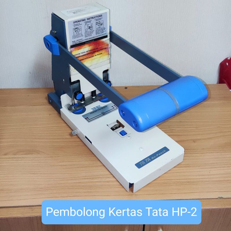 

pembolong kertas