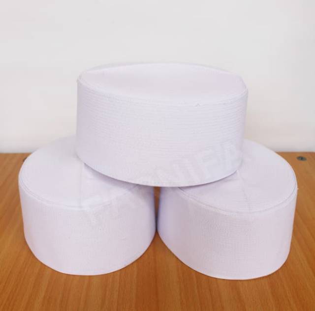 Peci haji - kopiah haji - peci putih - kopiah putih - songkok putih - peci oleh oleh haji - songkok 