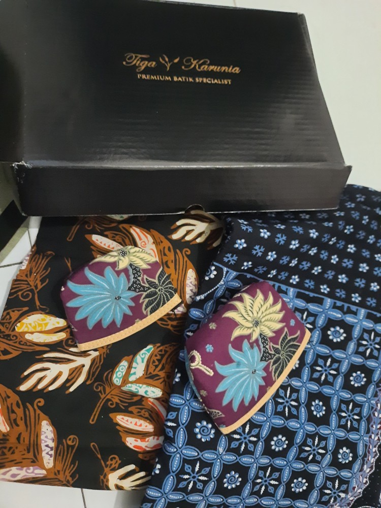Kain Batik Cap Kombinasi Tulis Solo Motif Feather Sogan Katun Primis Super