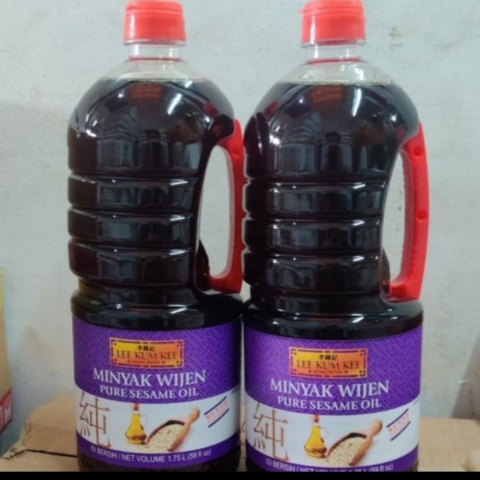 

Minyak Wijen Lee Kum Kee Pure Sesame Oil 1750Ml 036