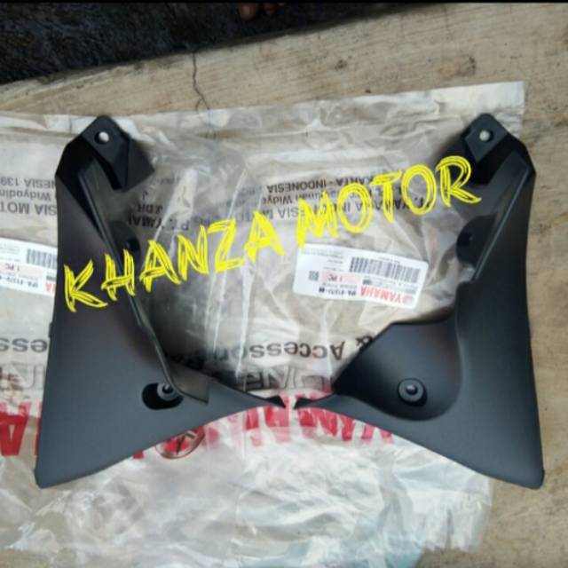 Breket atau dudukan sayap kanan kiri yamaha vixion new 2013-2014 Ori ygp