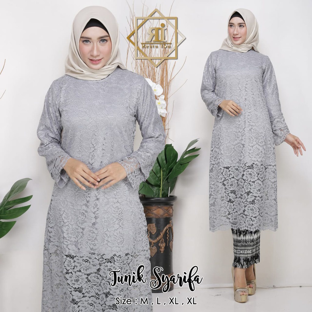 Setelan Kebaya Modern Longcape / Tunik Brukat Navy dan Lainnya