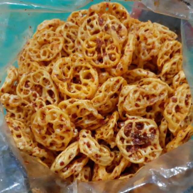 

Krupuk kriwil cikruh kemasan 250gram.aneka cemilan pedas