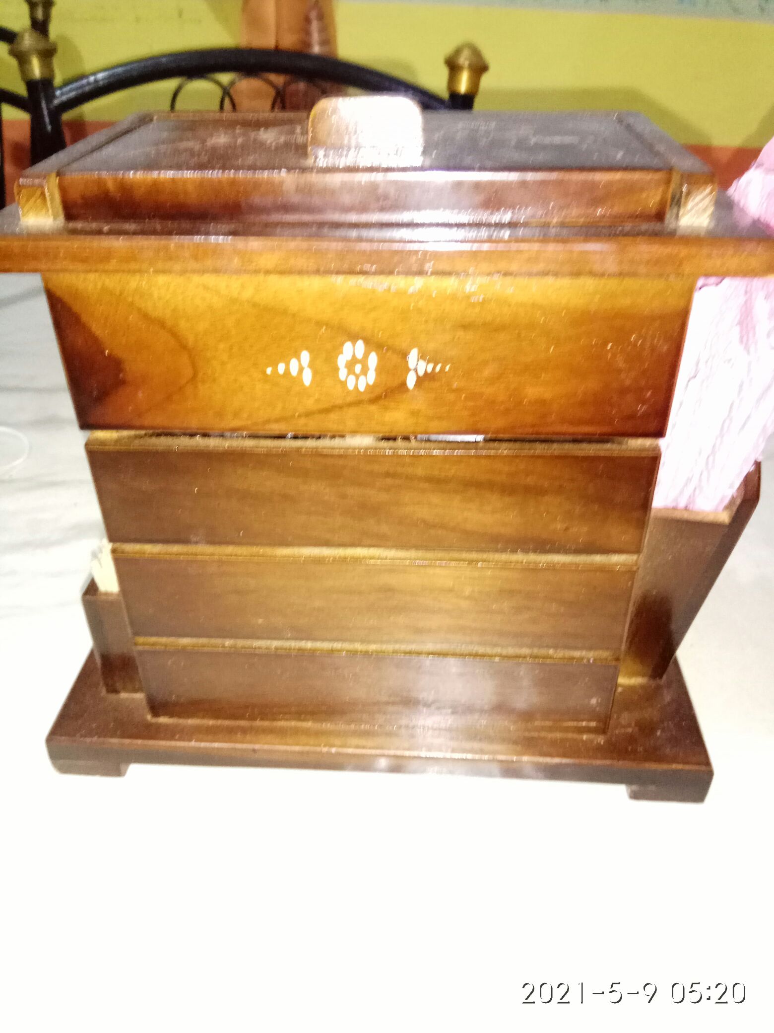 Tempat Sendok Garpu Kayu Jati Motif Cukit