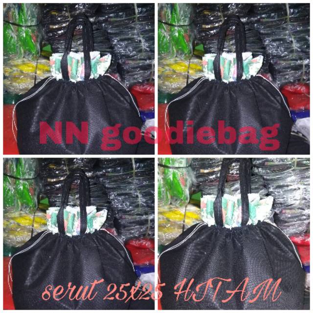 

Tas Spunbond/Tas Box Nasi/Tas Slametan/Tas Souvenir/Tas Promosi/Goodiebag Serut HITAM Size 26X26