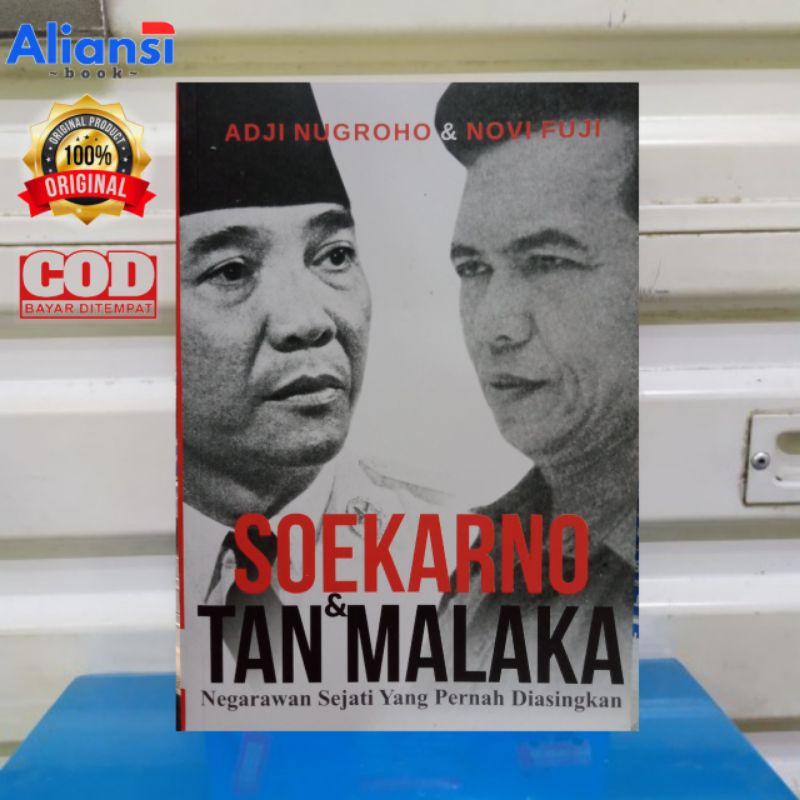 Buku Biografi Soekarno & Tan Malaka