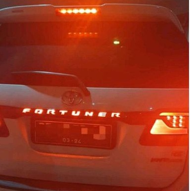 TRUNKLID FORTUNER 2012-2015 LAMPU