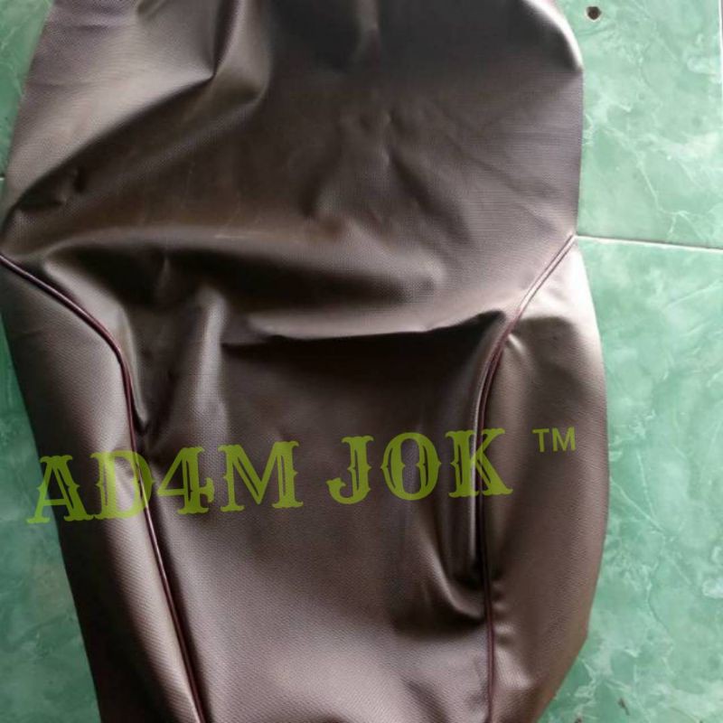 SARUNG COVER KULIT JOK MOTOR SCOOPY  HITAM / COKLAT