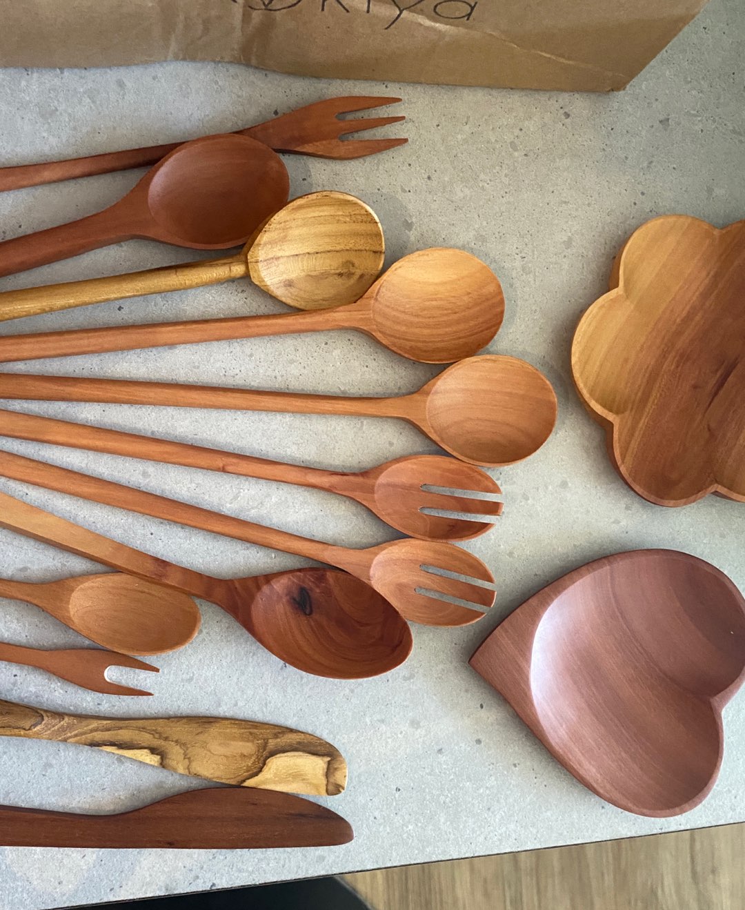 Roburobu | Piring Kayu, Lepek Kayu