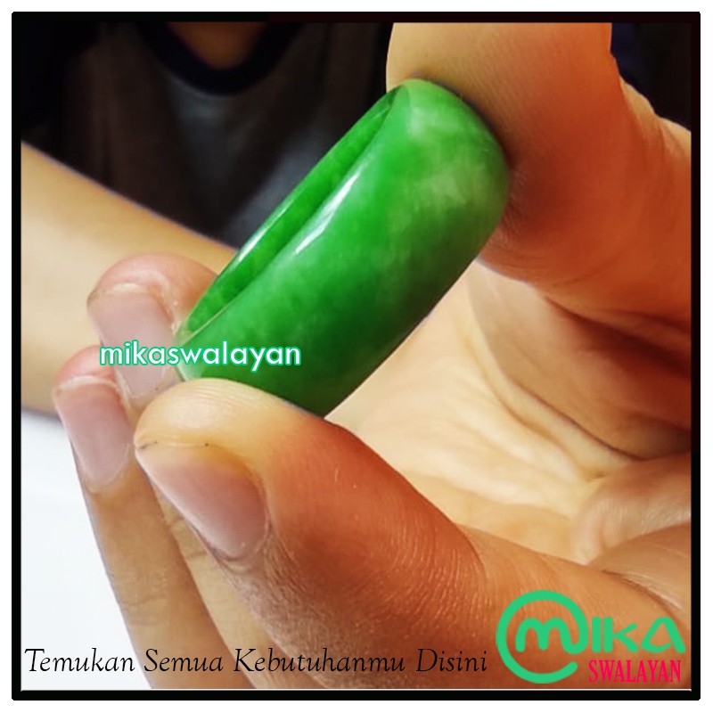 Cincin Giok Hijau/ CIncin Tunangan / Cincin Giok Kesehatan